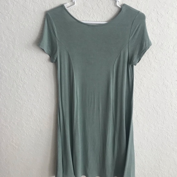 Green T-shirt dress - Picture 2 of 2